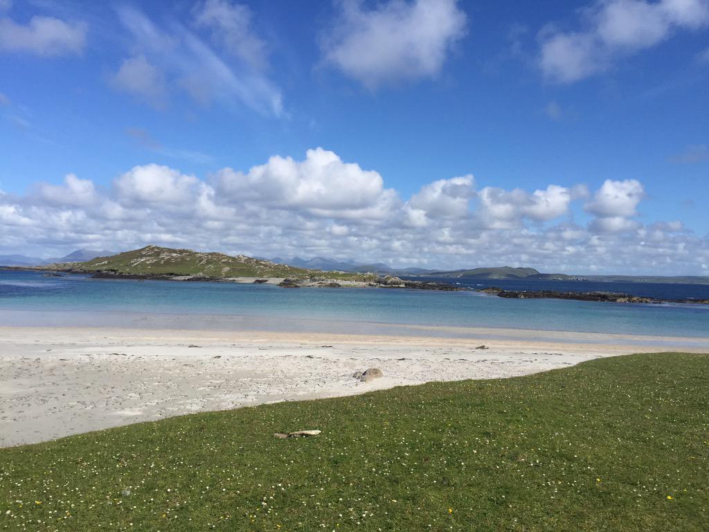 kshakour's tweet image. Beautiful day on Bofin. View of Inishlyon from the beach. #Inishbofin #CLICproject #theoffice