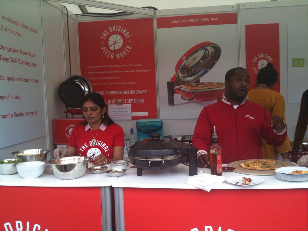 Jason_EntFocus's tweet photo. Was very impressed with the folks over at the #OriginalPizzaMaker stall - amazing #pizzas @foodiesfestival http://t.co/XyG685WZlu
