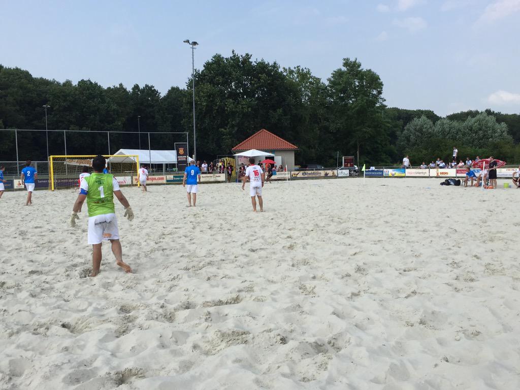 BS Katwijk wint knap van Beachsoccer Lansingerland op de valreep met 7-6. #NKBeachSoccer2015