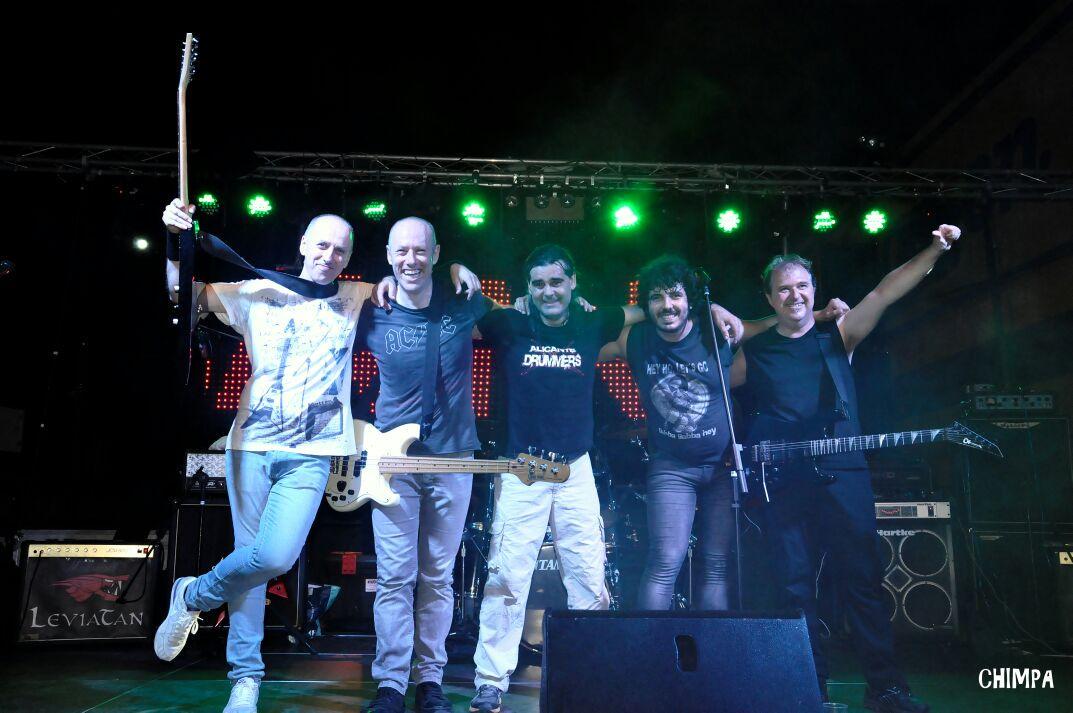 Gracias  a todos los amigos q estuvisteis en San Fermin Rock Almoradi !!! Siempre es un honor!