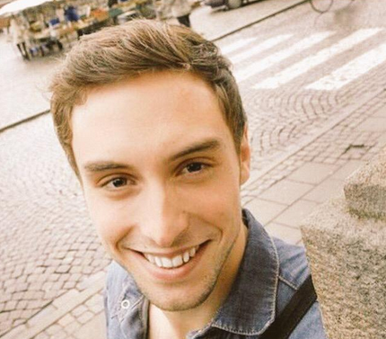 tv_quasar's tweet photo. Your face is my everything @manszelmerlow !!!!
#mzheroes #manszelmerlow #mansface #cutehero http://t.co/FYRsCKOv94