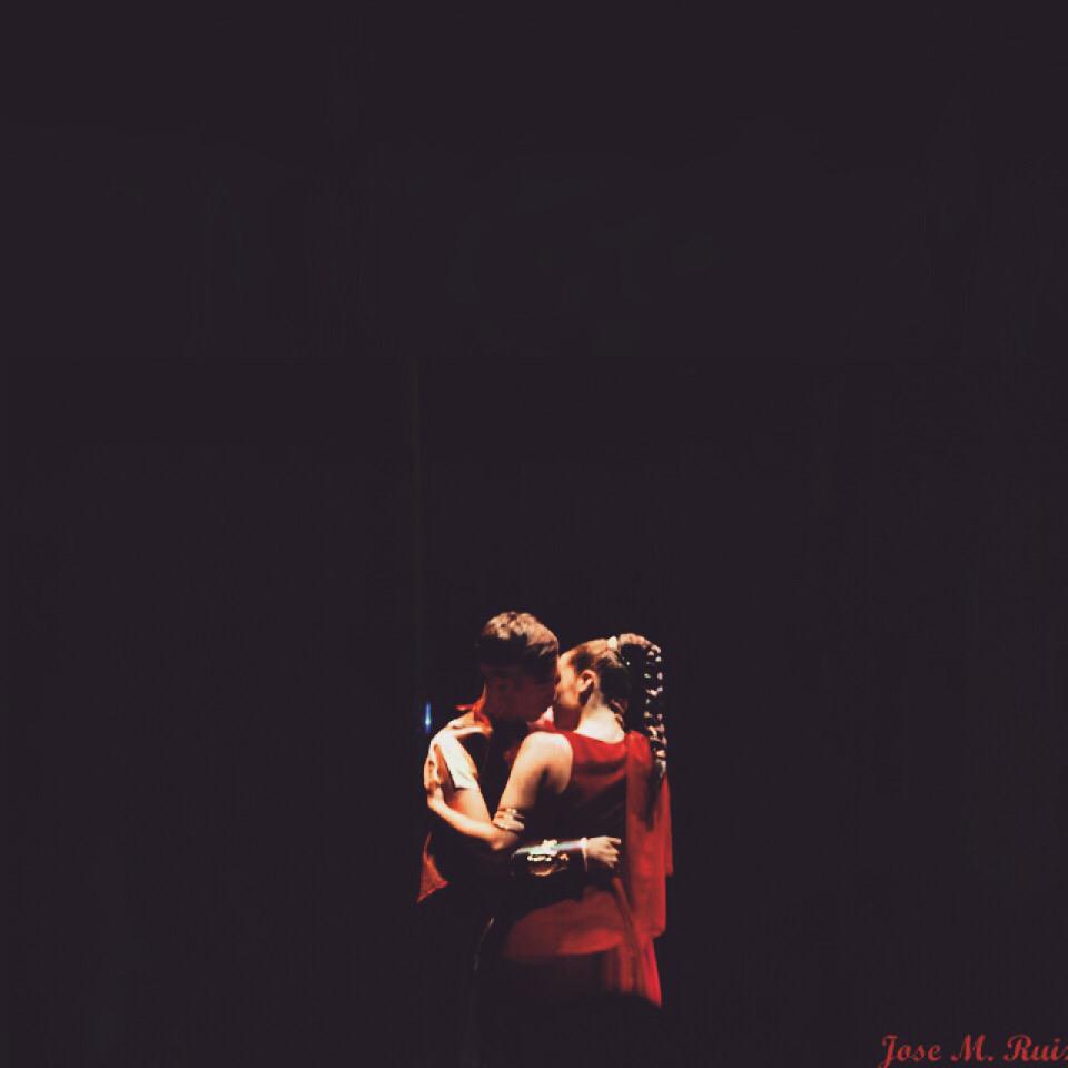 Vivancosx2's tweet image. Un héroe verdadero no lo es por el tamaño de sus músculos, si no por el de su corazón! #Hercules @RaqelBallester