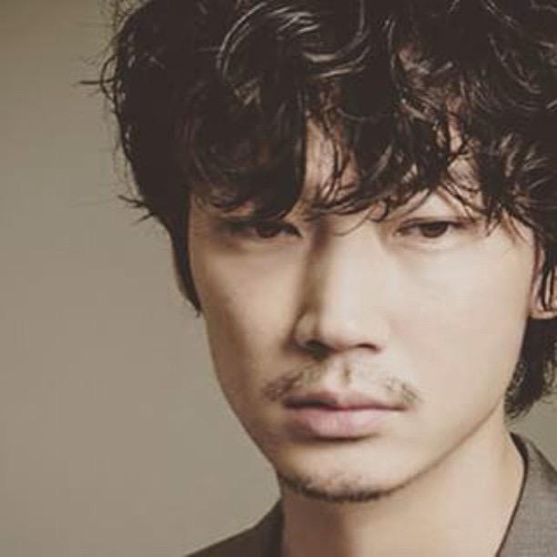 綾野剛がかっこよくてイケメンで本当にやばい 歳を重ねるごとにかっこよくなっていく すきだぁ 多部未華子も可愛いしなんなん 絶対観に行くわピースオブケイク Http T Co Uzdgbwbwbt Twitter