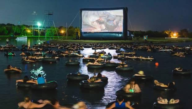 Independent's tweet photo. This is surely the best way to watch Jaws http://t.co/g9yExiVUC0 http://t.co/ljX0nuHmVy