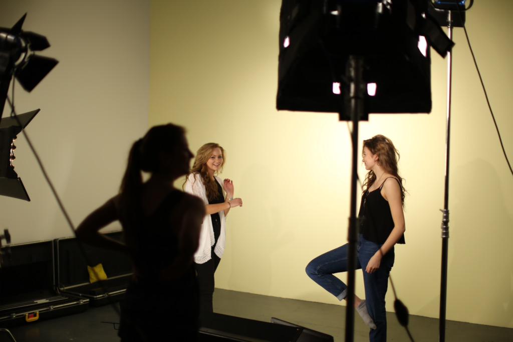 ProjFundraise's tweet image. Promotional photoshoot from a few weeks back @AmnestyUK