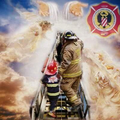 andrejbb's tweet image. esta doble tragedia enluta a toda la familia Bomberil.  Buen viaje #Heroes @petrogustavo