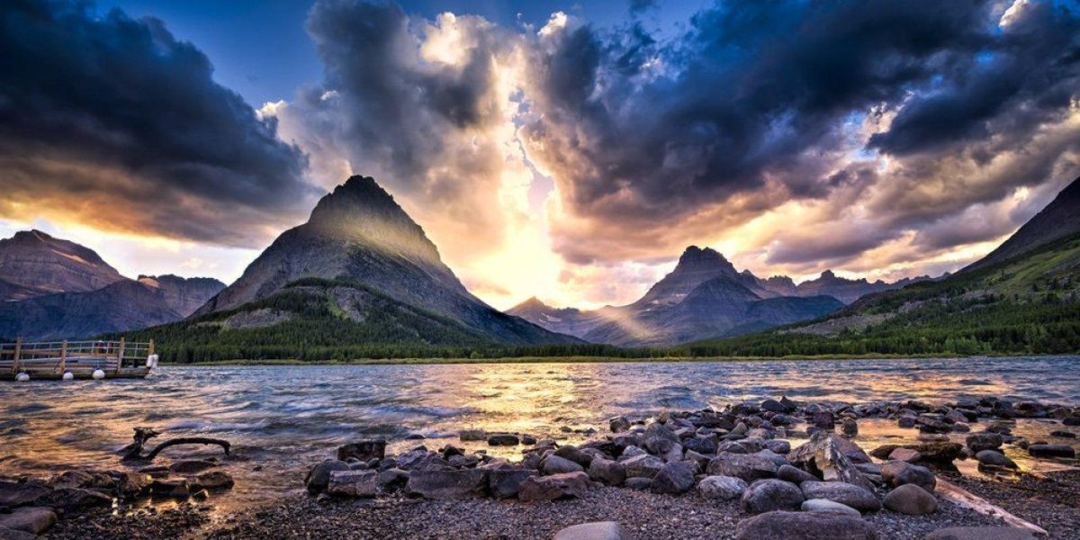 HuffPost's tweet photo. 10 secret spots in America's top national parks http://t.co/4TAe6zF1JS http://t.co/zEEUujzTLr