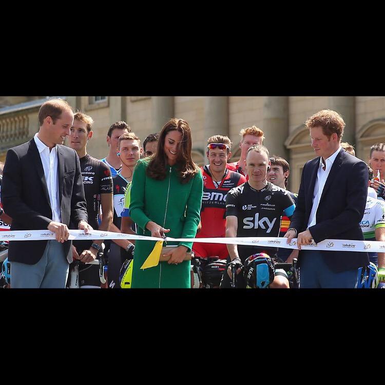 chrisfroome's tweet photo. #flashback to one year ago today... better weather than we had today! #Yorkshire #TDF2014 #TDF http://t.co/cOYF8XX32f