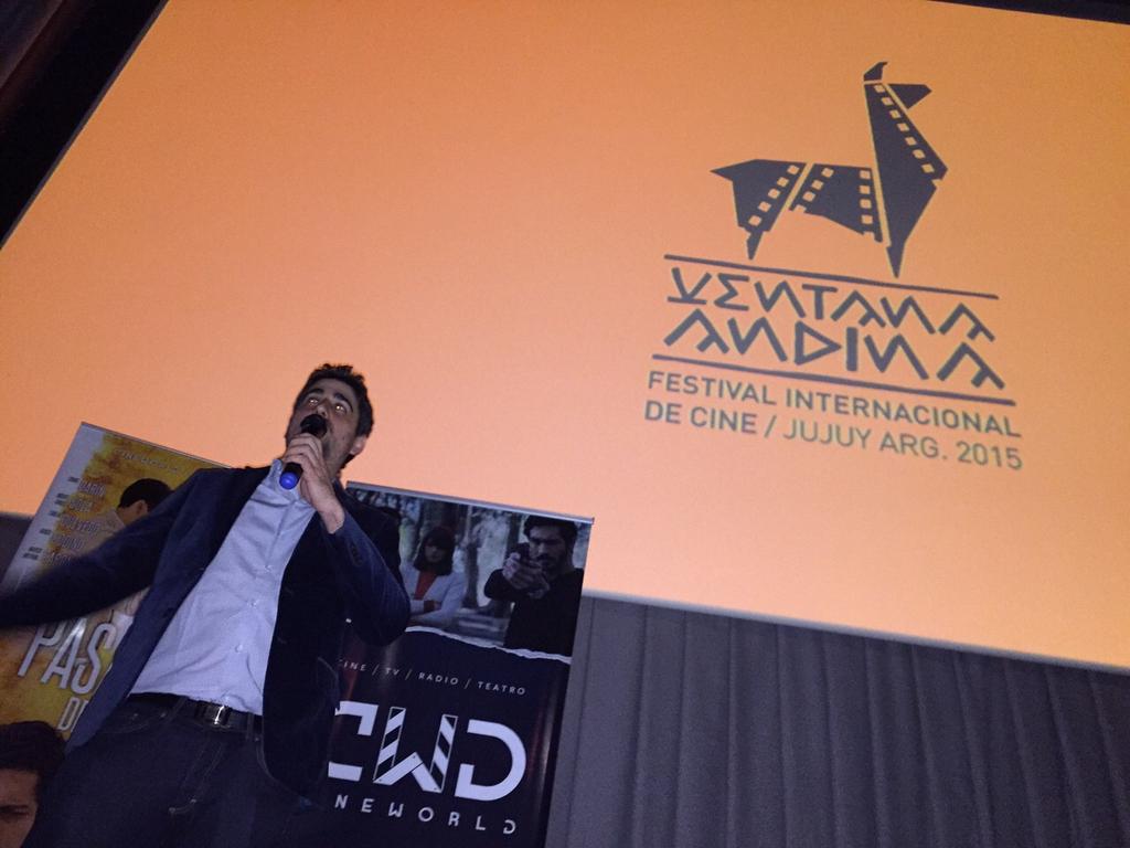 Postal de anoche presentando <a href="/PasajeDeVida/">PASAJE DE VIDA</a> en <a href="/ventanaandina/">Ventana Andina</a>