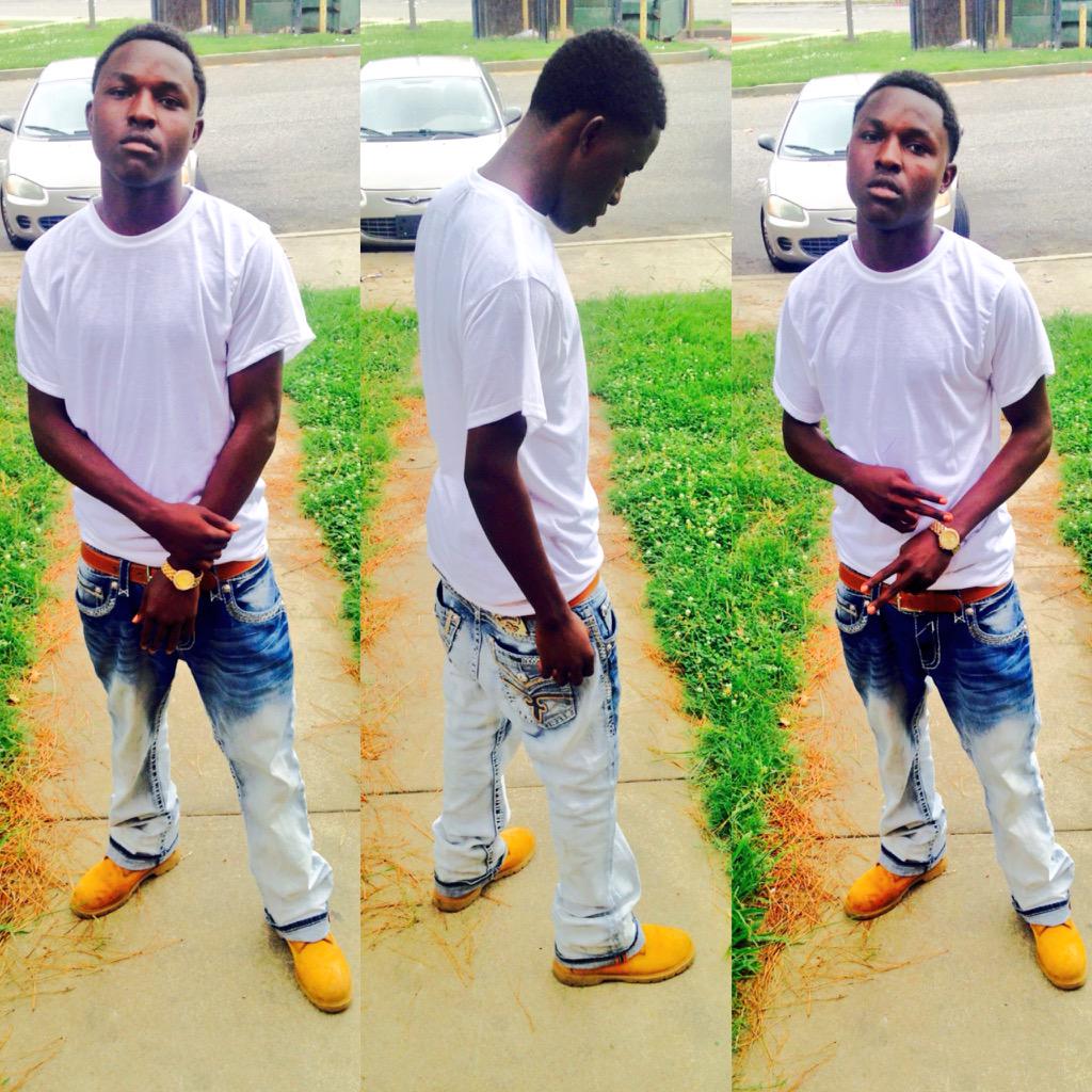 Bigg_Worm1's tweet photo. I Do Dis Shit Cause I Grew To Dis Shit✨💎🔌 CEO Shit NO CO SHIT 💂🏾💥💸😈❗️ #RockRevival http://t.co/nxUGjmaZpf