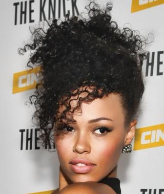 Curl_MAX's tweet photo. We adore Elle Varner's Curls http://t.co/Psf5Tr6k4D