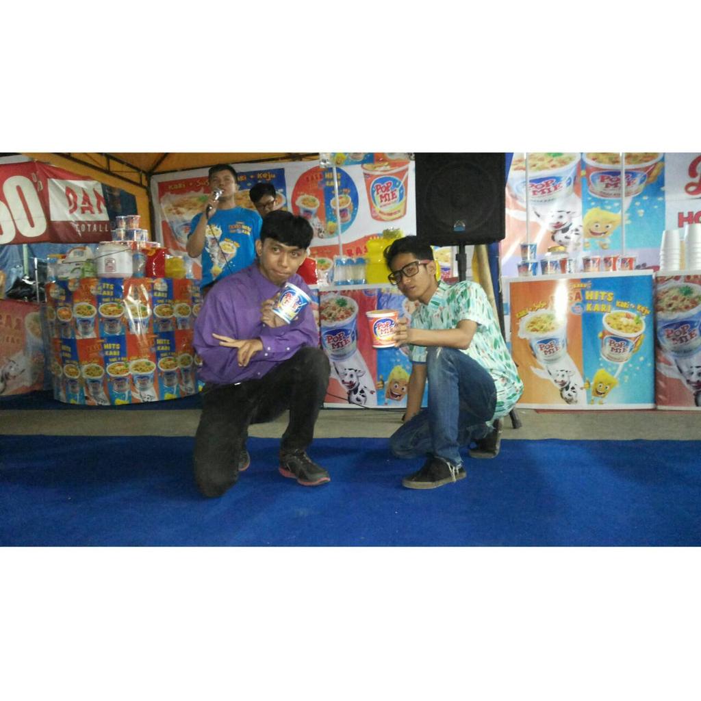 KINGS_FLOOR's tweet photo. @ngePopMie Thx tmn2 bigfamz Kings floor seru2an sore ini n GIL N YOUNGgil..on PopMie Hits http://t.co/rzEFnMzrpx
