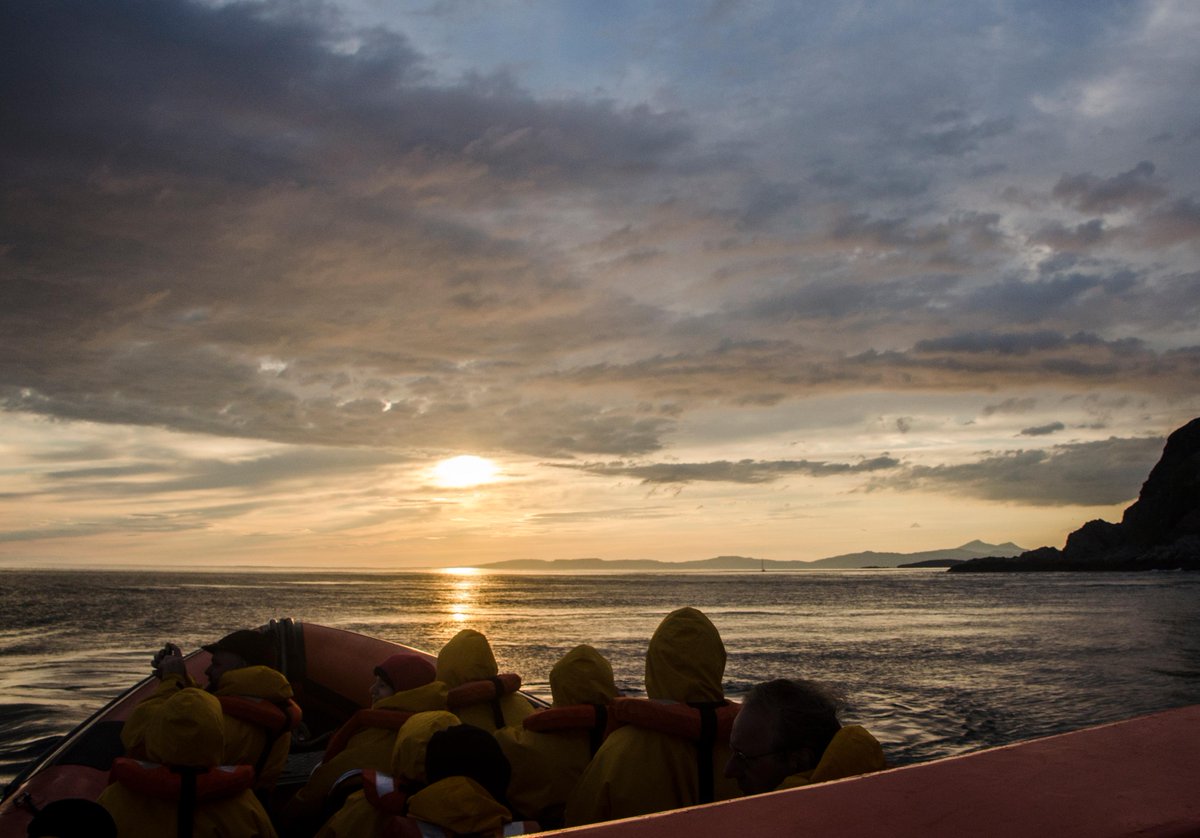seafarioban's tweet photo. No words needed ... #Whirlpool #Sunset - taken by crew member Paddy. #Easdale #ig_oban #exploreoban http://t.co/TwmogbX5rw