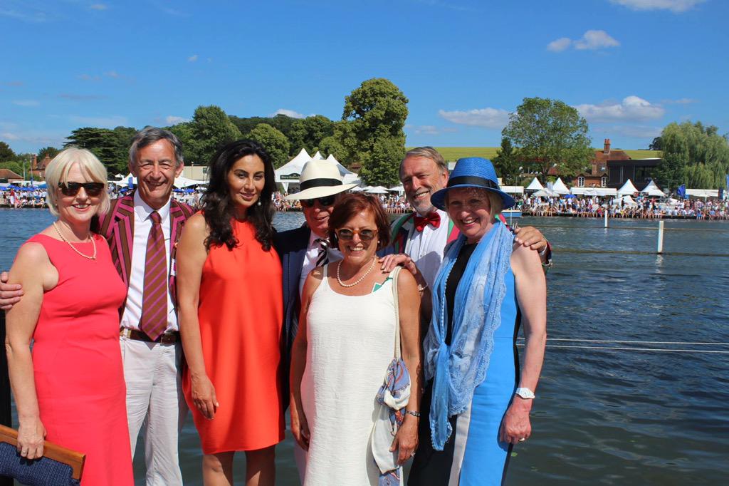 fawleycourt's tweet photo. Superb Henley Regatta charity event in aid of Sue Ryder, Nettlebed #fawleycourt #HenleyRegatta #henley2015 http://t.co/EZ9OTZbzBw