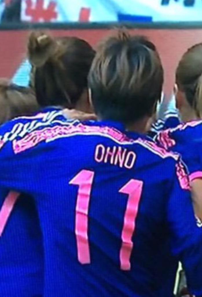 MeninistTweet's tweet photo. japan be like http://t.co/r4v7EbMNuG