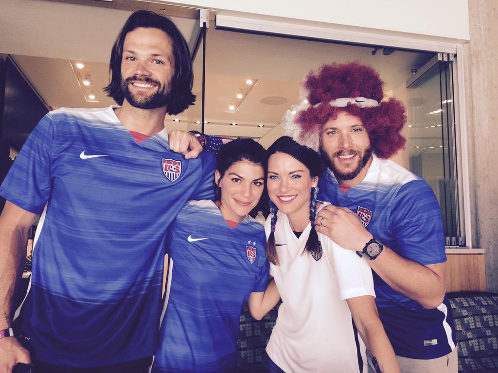 World Cup time w/ @realGpad @JensenAckles and @DanneelHarris !!! #WomensWorldCup holy moly @CarliLloyd !!