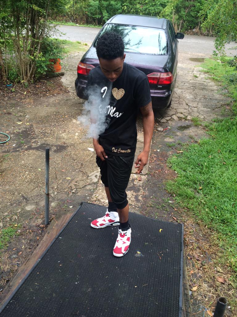 OG_EJayy's tweet photo. I 💛 you SedMane #CuttUpCommitteeSEDForever #RIPSedOutDatCOMMITTEE http://t.co/uTIB3jYw4X