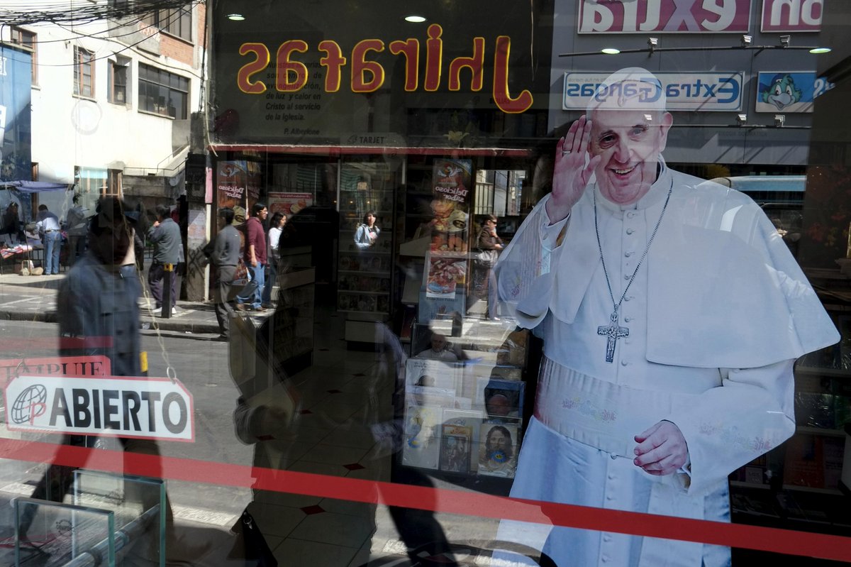 sarahlee310's tweet photo. Ecuador, First Stop on Pope Francis's Tour, Highlights Tension Between Environment and… http://t.co/zHYOKxo7AL http://t.co/MI1y1pwyLP