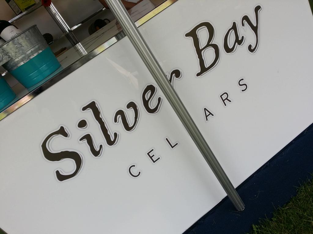 qster15's tweet photo. At #TasteofToronto trying all types of wines #mysilverbay #ciders #porto #toronto #fortyork #sundayfunday #foodie http://t.co/endwGZe4kQ