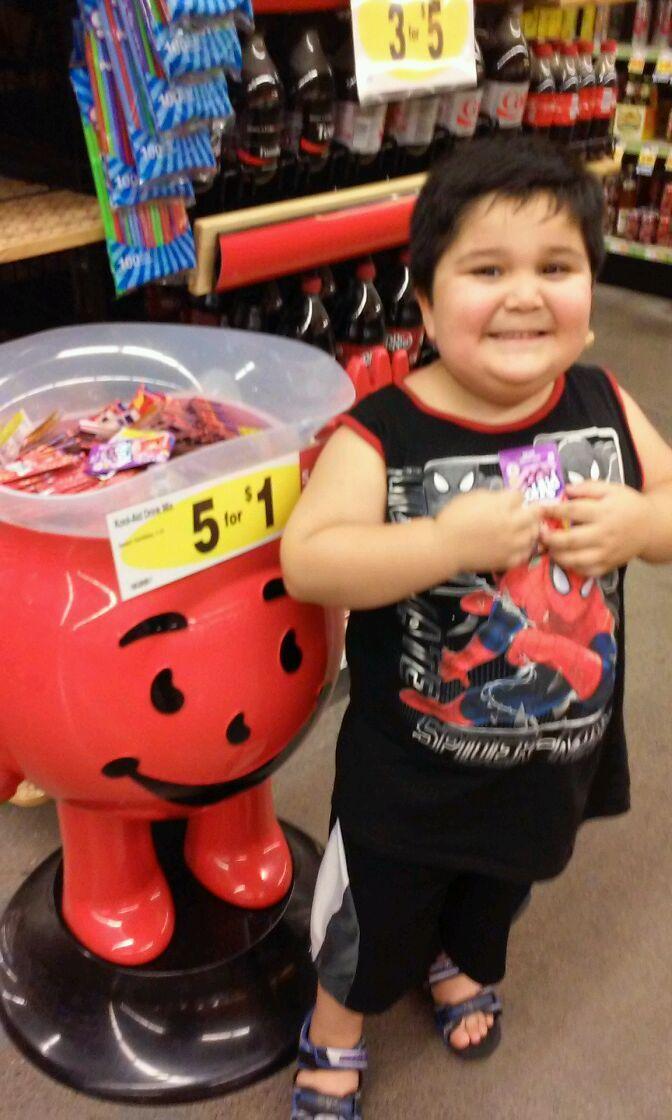 enchiladaeddie's tweet photo. My son loves his @koolaid . Always smiling #koolaid #summertime #grape http://t.co/H6zlN0QCgo