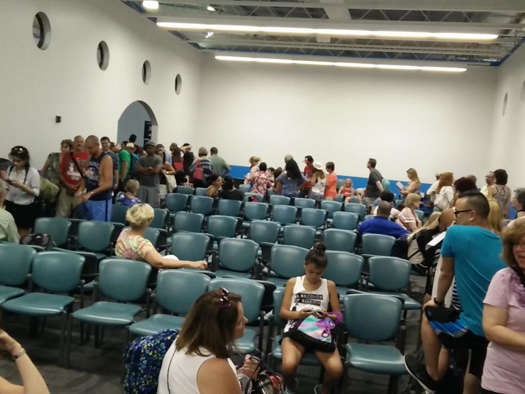 stoakley's tweet photo. Hey @RoyalCaribbean I would appreciate your staff not yelling at all of us at embarkation. #navigatoroftheseas http://t.co/DFsdNfFXk6