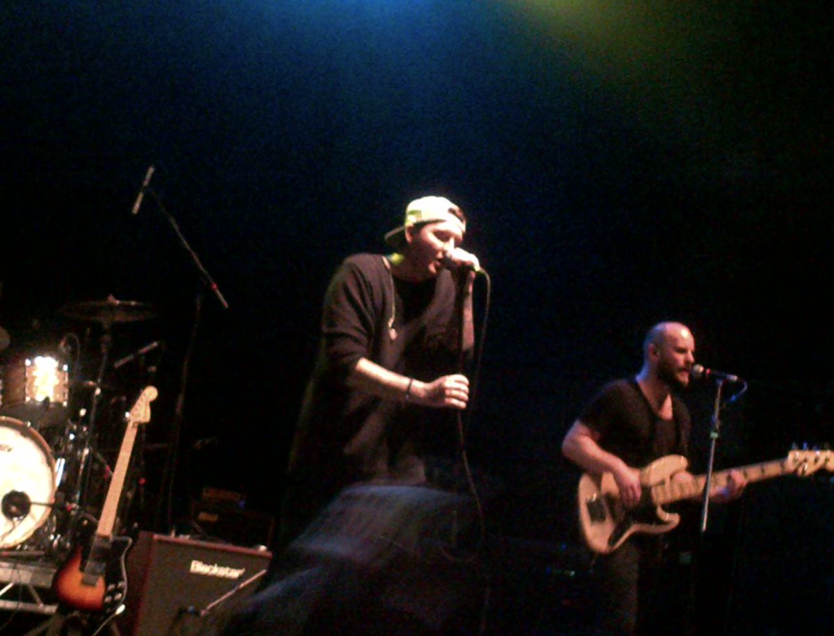 michaela97x's tweet photo. Not the best Quality but oh well @JamesArthur23 #LOVE #StorySoFarTour http://t.co/jontWrnIST