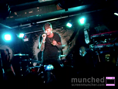 michaela97x's tweet photo. Not the best Quality but oh well @JamesArthur23 #LOVE #StorySoFarTour http://t.co/jontWrnIST