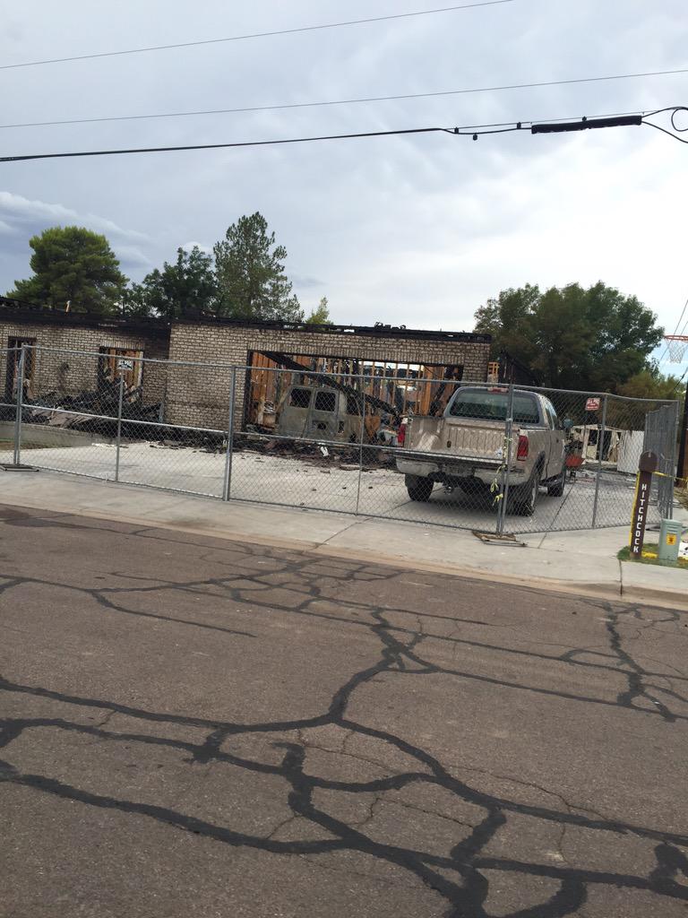 RobertMandarin1's tweet photo. The aftermath of the fire in my neighborhood that's one hell of a Fourth of July http://t.co/QT2zABC4Bn