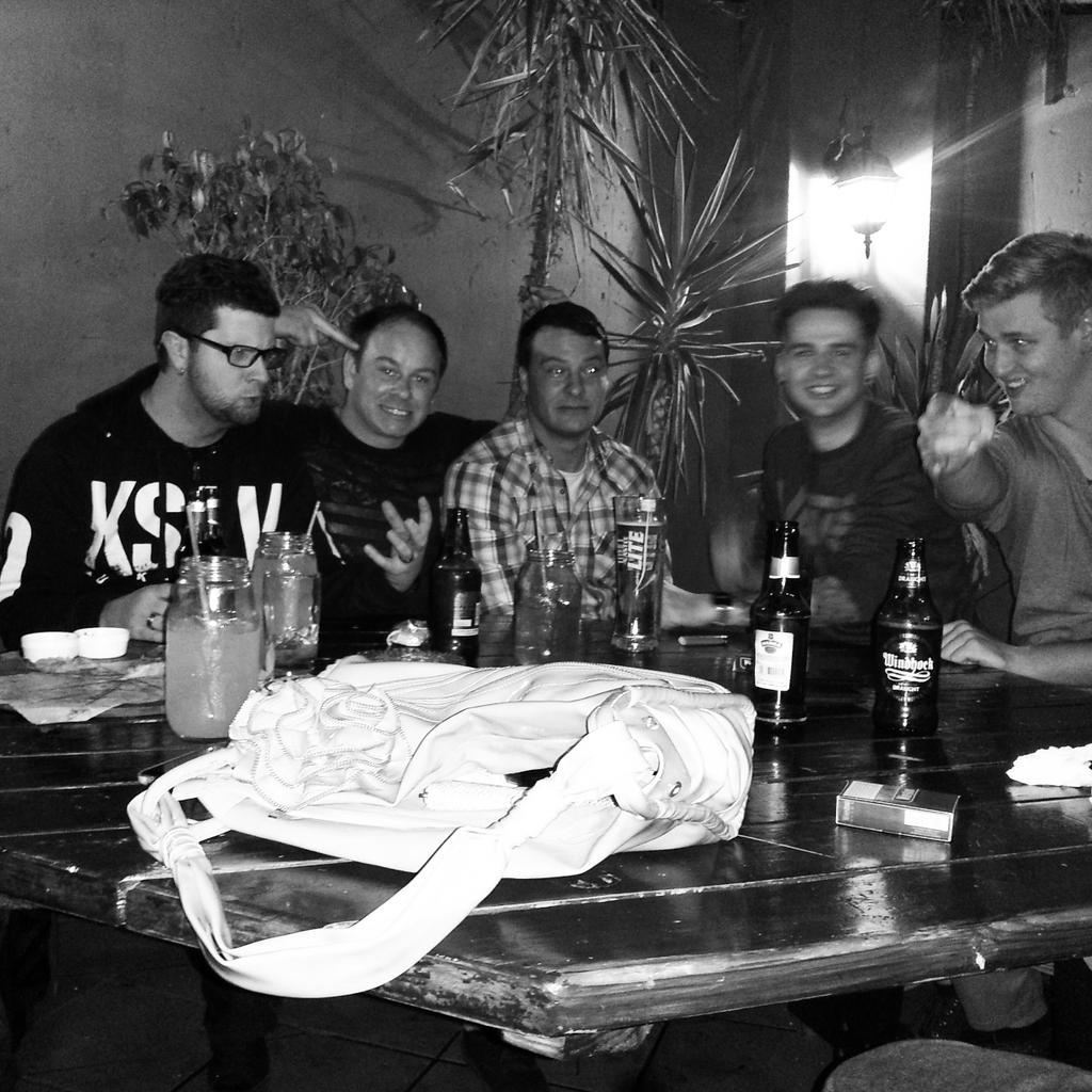 Forever Unbound (@funboundband) on Twitter photo 