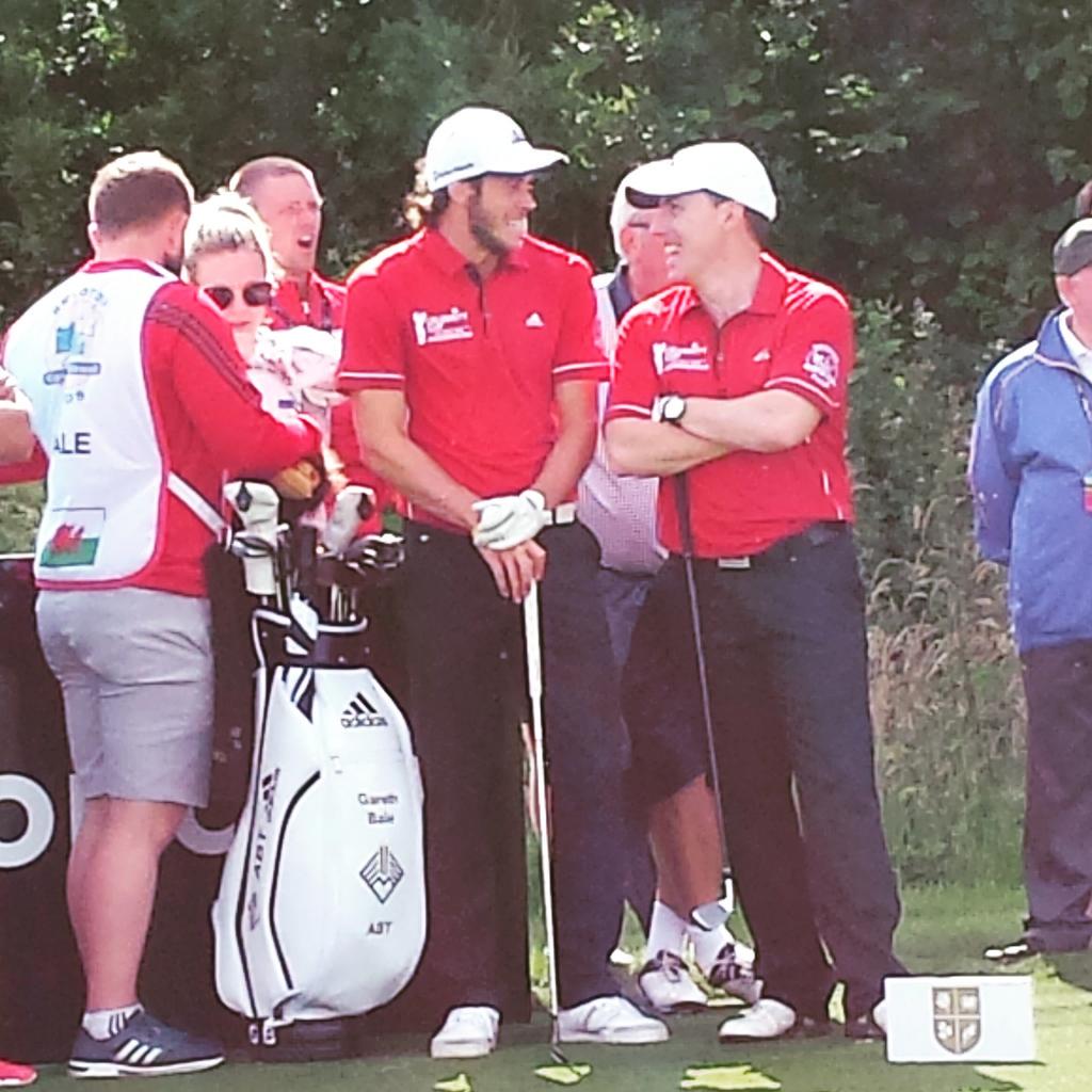 welshroxer's tweet photo. #celebcup  gareth and Rob waiting to tee off http://t.co/kU10FQ62QP
