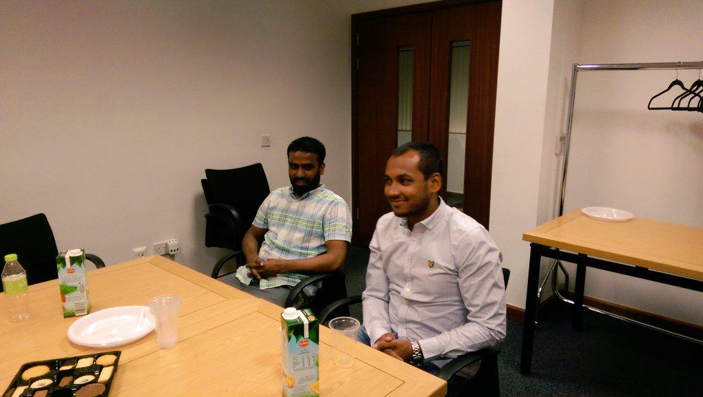 SotezC's tweet photo. My second iftaar tonight at @elondonmosque with Christian brothers &amp; sisters @IshaqueU @sh4hr I'm putting on weight! http://t.co/fLy5pl6ReB
