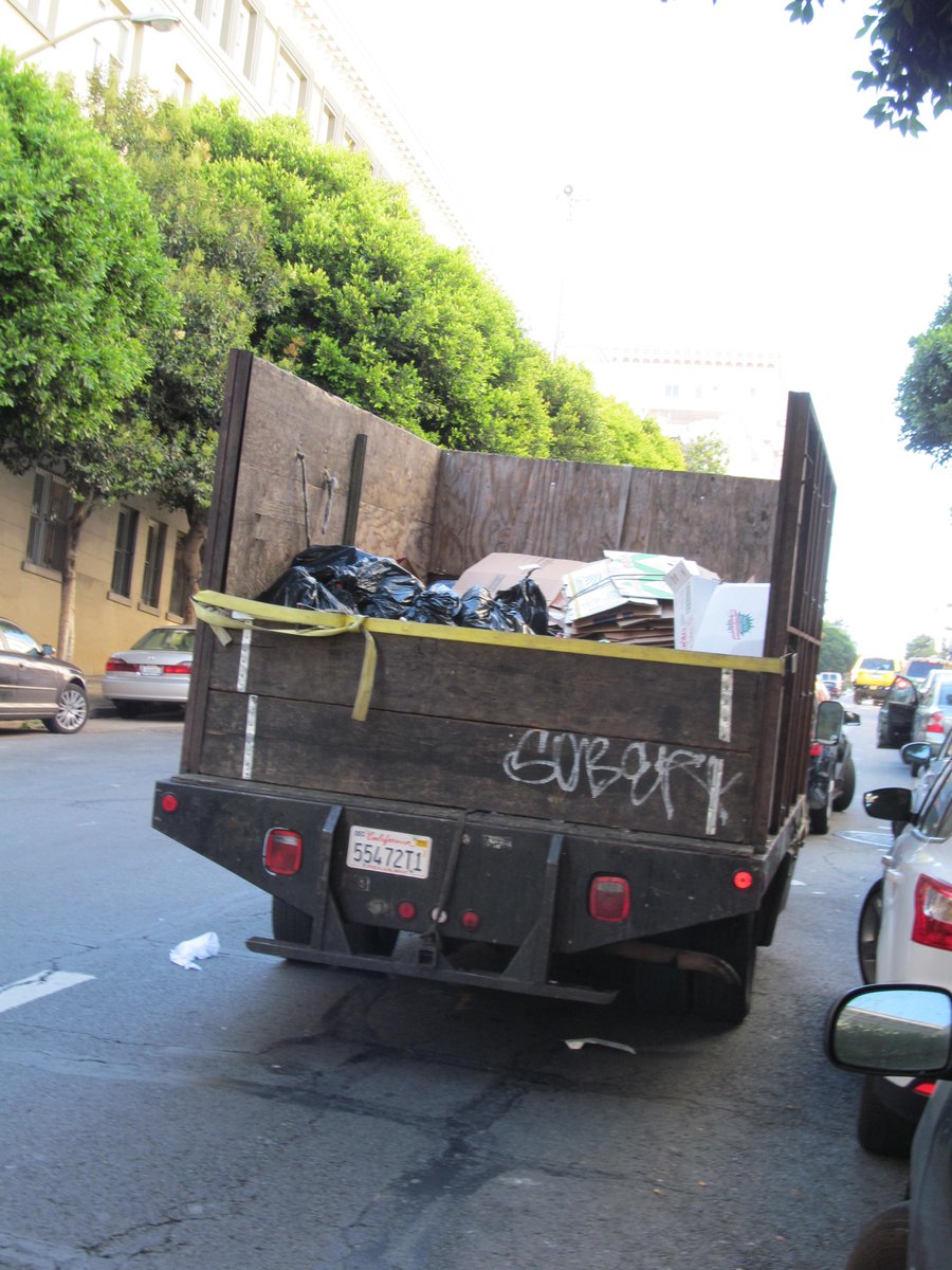 rye_sf's tweet photo. Our illegal recycling truck, parked on Leavenworth blocking traffic. @SFPD doesn't seem to care, so we keep doing it. http://t.co/iDIcPYnl4c