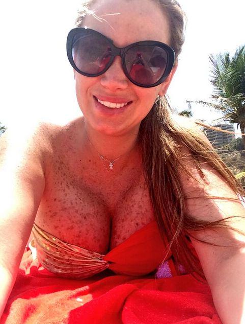 SuNoticiero's tweet image. ¡RIQUÍSIMA! La “mega cola” de Sabrina Salemi incendió las redes (FOTOS) buff.ly/1KF2YTL