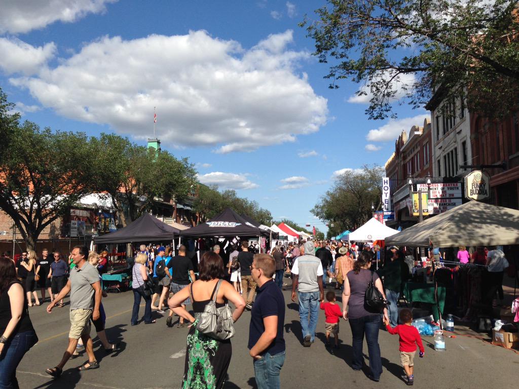 YEGTweetup's tweet photo. The #BlusonWhyte festival is on until 11pm come on down! We have gorgeous weather! #yeg #yegfood #yegevents #whyteave http://t.co/TrvbrbGvyW