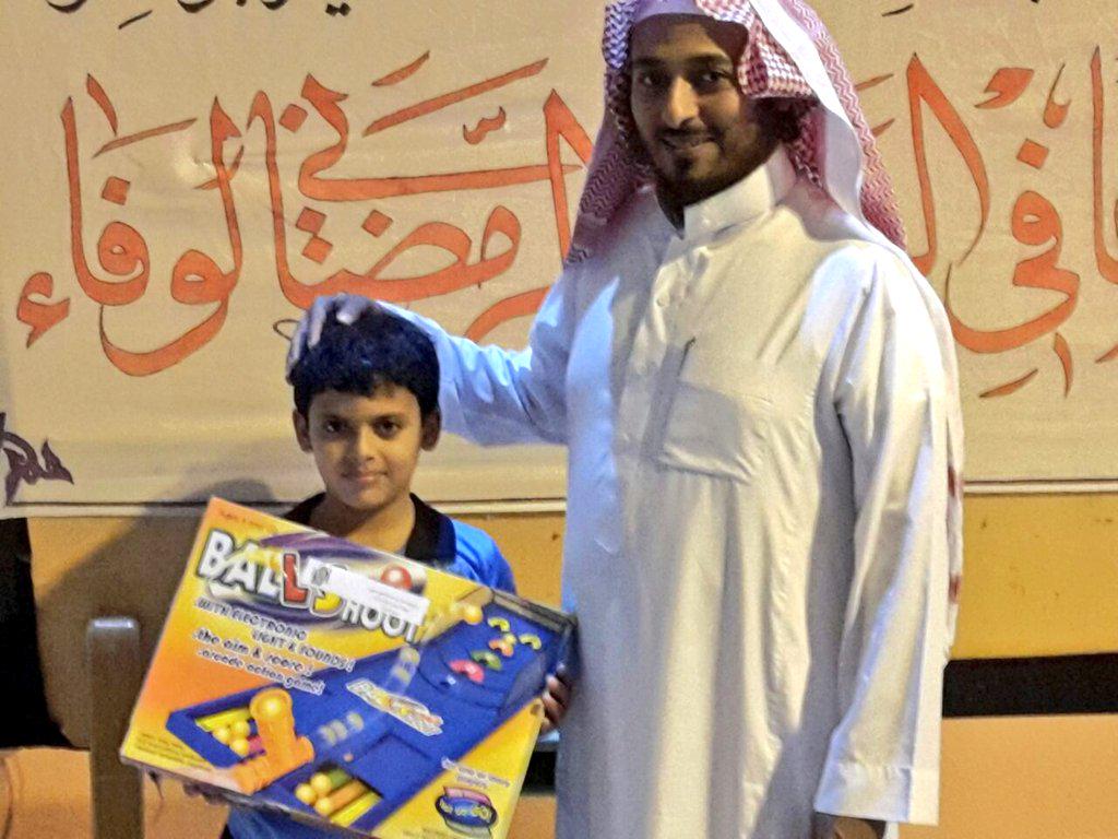 wafa_mak's tweet photo. نهاية البرنامج الرمضاني 
#برنامج_وفاء http://t.co/qcJeK6xITs