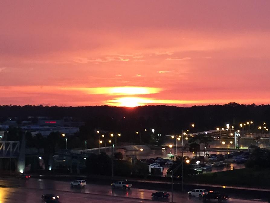 KirklandMorris's tweet photo. Mother Nature is funny. Spectacular sunset brightens up a rain delay at @DISupdates. #CokeZero400 http://t.co/I4N8SsQW2o