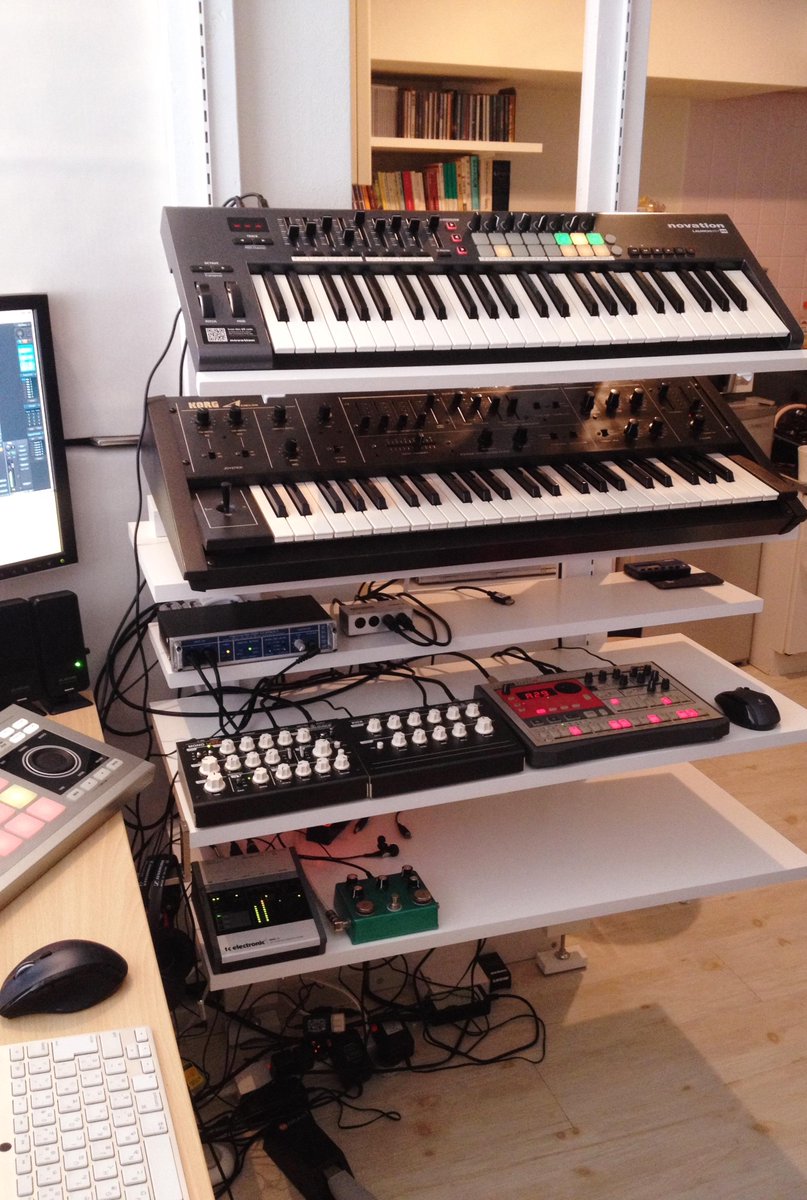 Diy synth stand deals