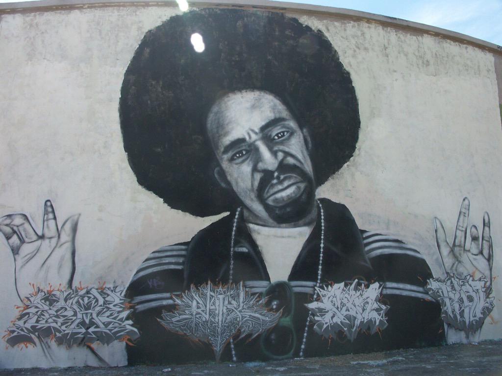 Happy birthday to the legend Mac dre    