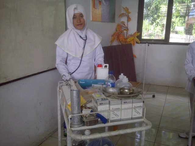 Menjadii perawat adalah cita"ku darii kecill ☺