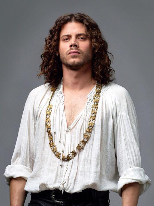 Happy 30th Birthday To François Arnaud!  