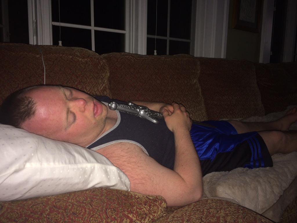 UncleLukeisms's tweet photo. "I love this couch. It's filled with memories" Goodnight from UL http://t.co/nfBINeluhz