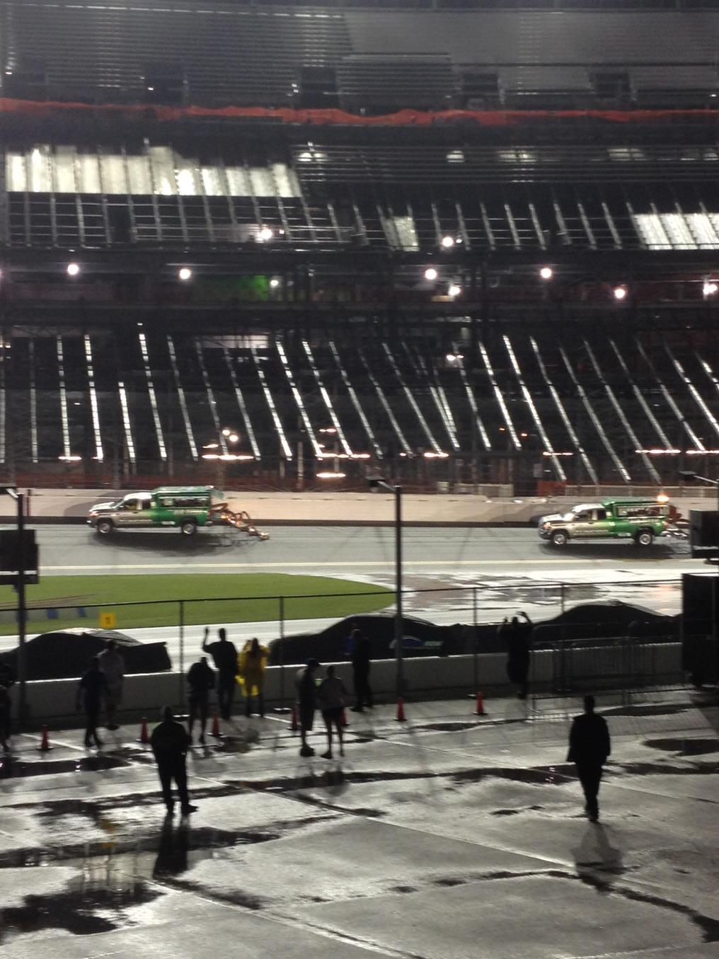 Adele Arakawa on Twitter "Inch by inch. airtitans We might see a race yet! 9news update at 9