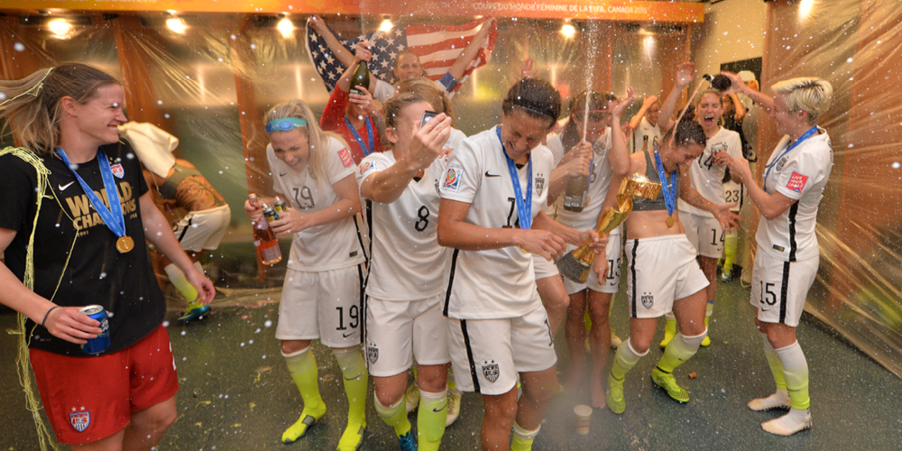 USWNT's tweet photo. Locker Room Look-in: Pure Joy! #3Stars http://t.co/BnRg1oFV4y