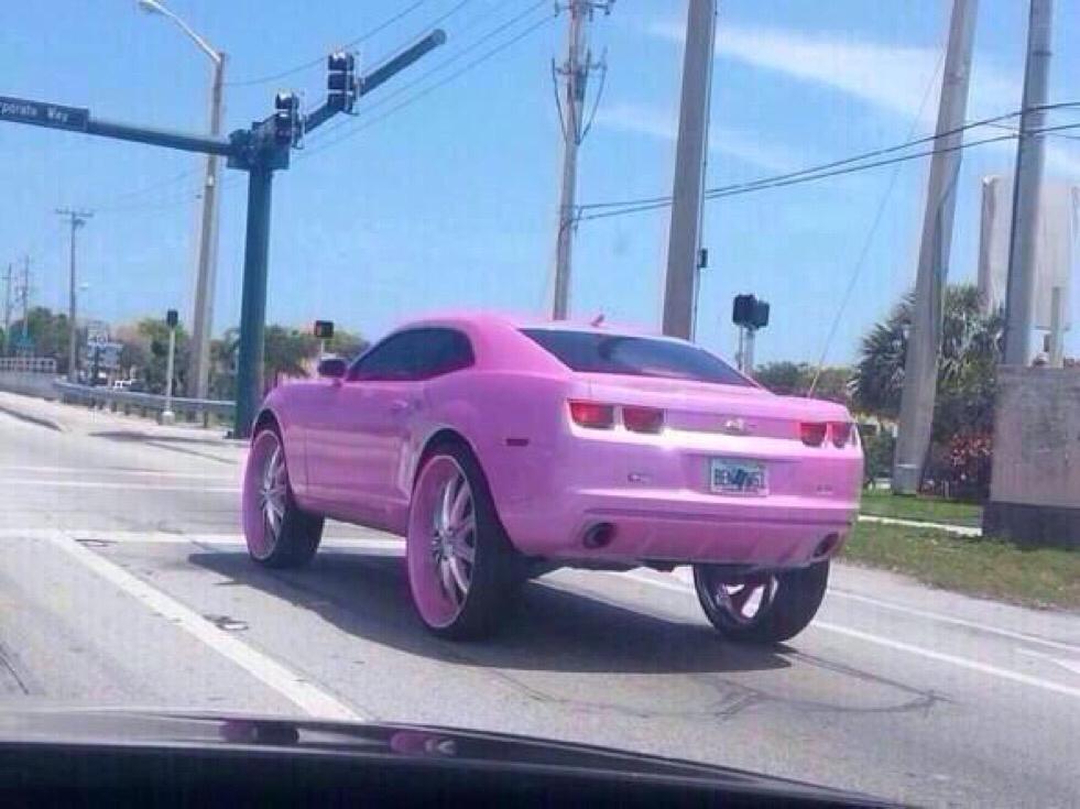 CauseWereGuys's tweet photo. This dude went to Los Santos customs http://t.co/bsAcjSLmLx