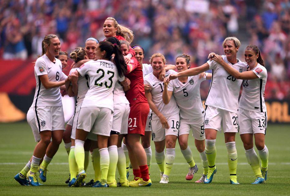 SportsGeniusRG's tweet photo. Highlights from the #USWNT incredible Women's World Cup victory; their first since 1999.

http://t.co/rjmsl3qHOi http://t.co/i8lQzAzRs1