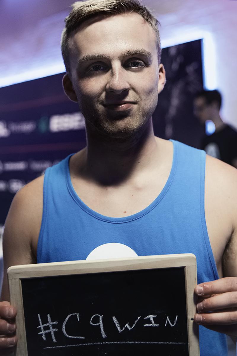Cyrit_csgo's tweet photo. @c9n0thing still winner of the hearts. wp! :3 http://t.co/HAu5QZVXHk