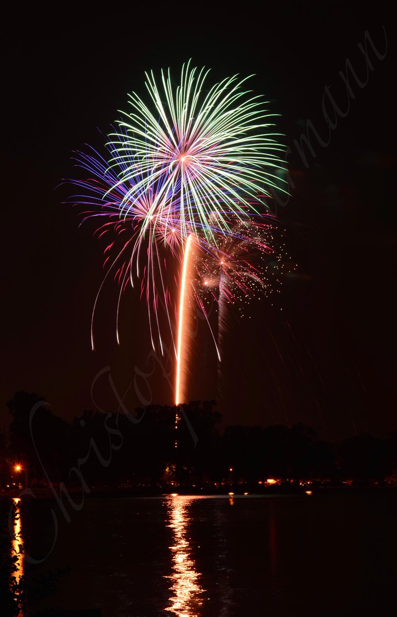 ShutterPaint's tweet photo. Happy Independence Day! http://t.co/3rl7vUHYG0