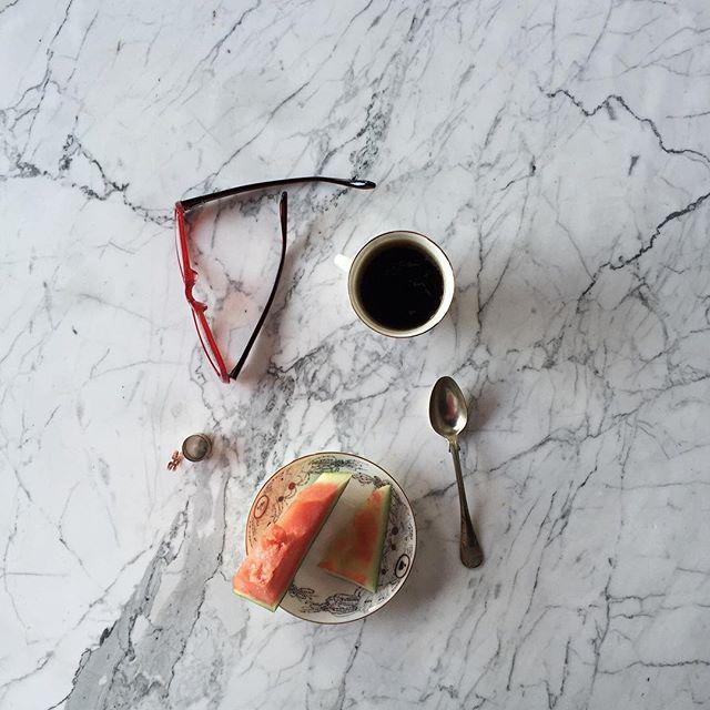 GIGIBarcelona's tweet photo. Let's start the day with this yummy breakfast and our model 342/4!!!

Thanks @irinahp for this marvellous photo! http://t.co/sOBvut6hVo