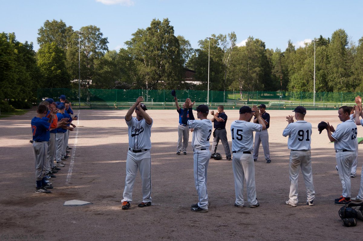 BaseballFinland's tweet photo. #4thofjuly Thank you! Kiitos!
#baseballfi #hkimets #espooexpos http://t.co/mSDqJYHmWa