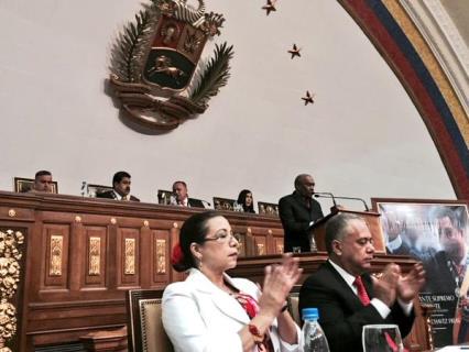 antvvenezuela's tweet photo. Chávez nos hizo reflexionar en el concepto de soberanía (+Video)  http://t.co/DaUd01FWEA http://t.co/FDi2Yjamwv
